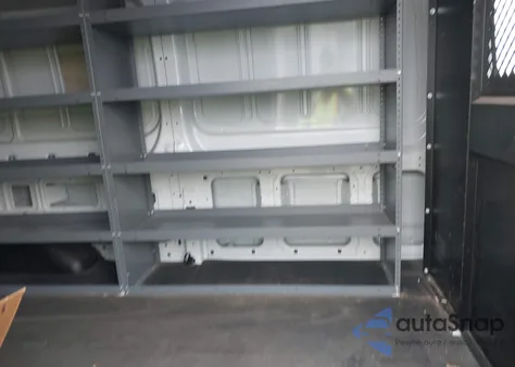 2018 Ford Transit z USA, uszkodzony, nr VIN 1FTYR2CM6JKA75052